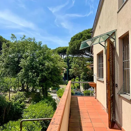 Casa Dei Ricordi Apartman Tirrenia